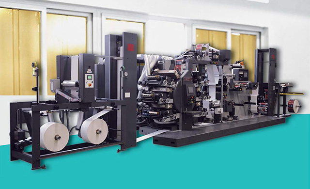 凸(tu)版6+1色高檔(dàng)商标印刷(shuā)機