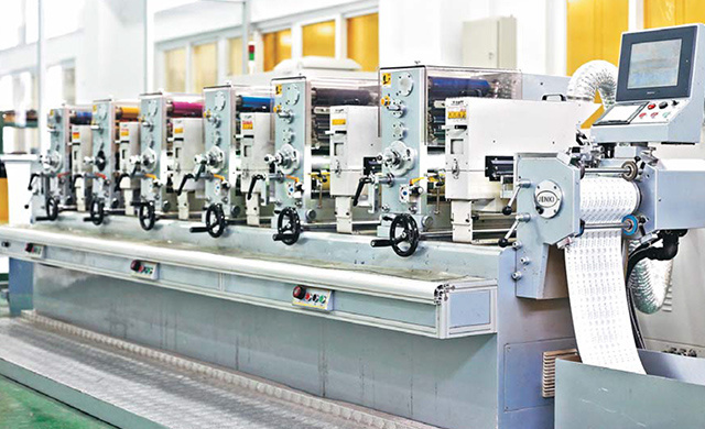 六(liù)色商标輪(lun)轉機