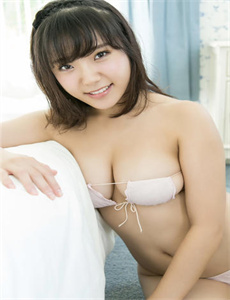 9幺免费解锁版-女生说疼男生越往里寨的动漫