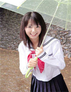 亲亲小芳-友崎亚希